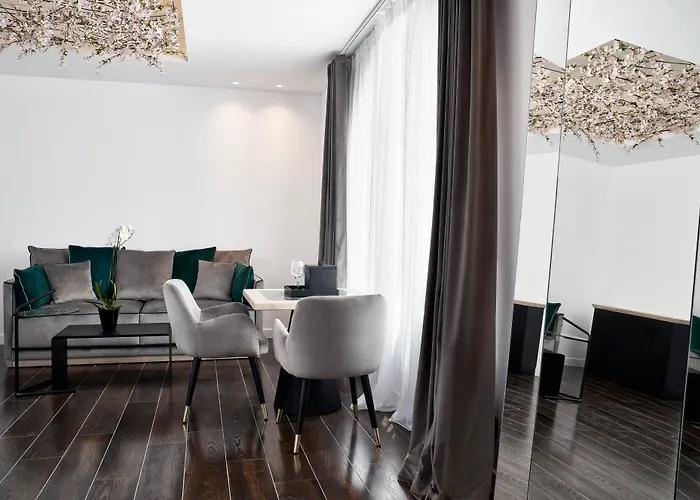 Hotel Katikies Garden Fira (Santorini)