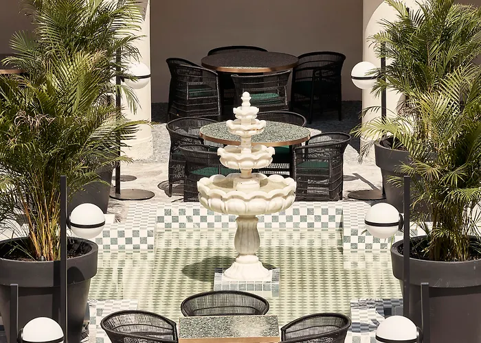 Otel Katikies Garden Fira (Santorini)